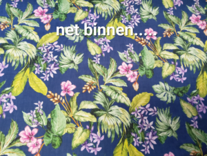 Katoen met bloemen